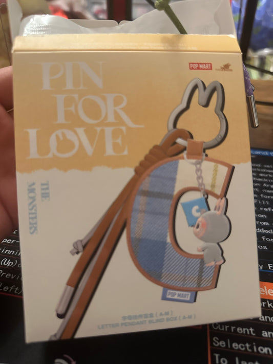 Pin For Love Keychain Letter E (Authentic)
