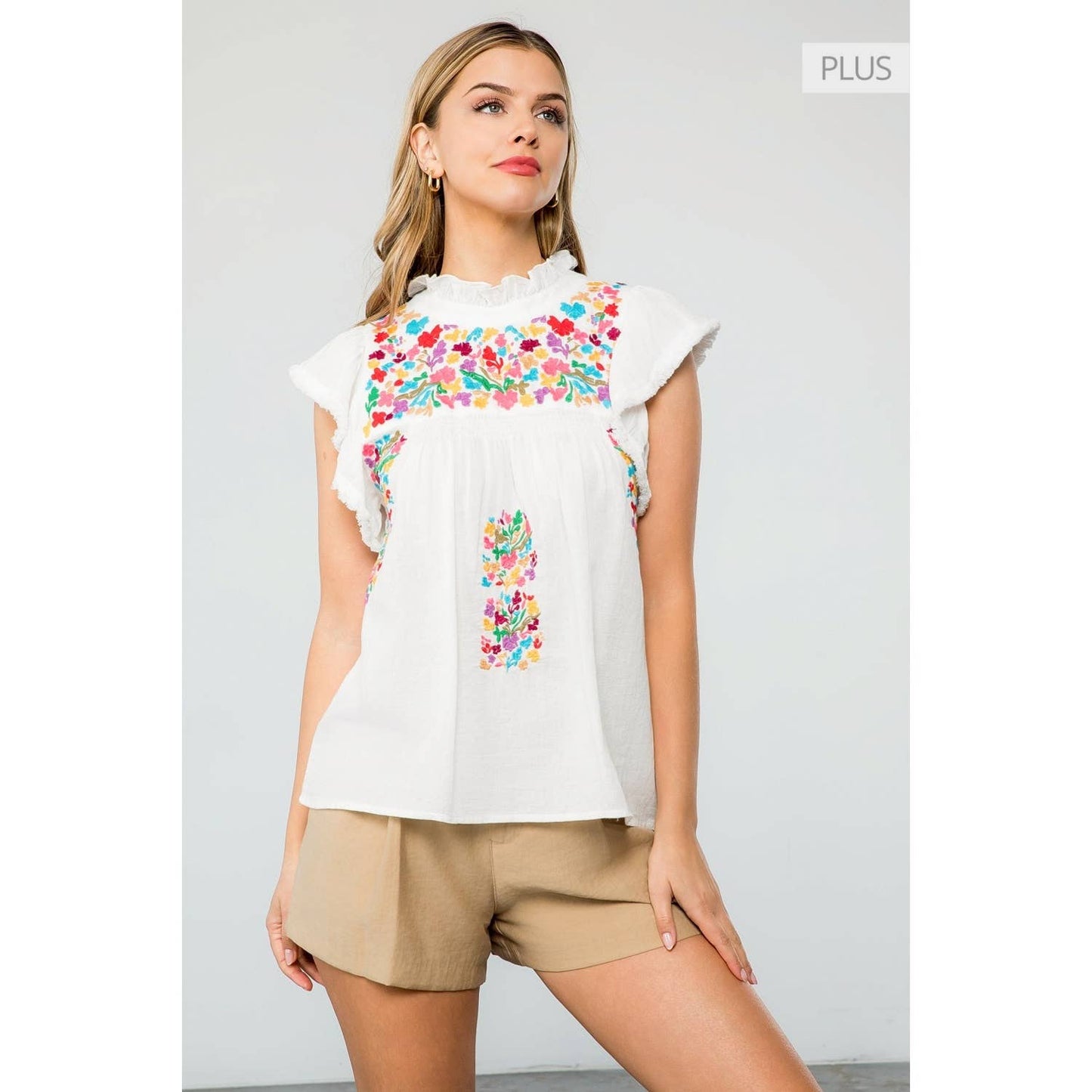 /Size XL/ Floral Embroidery Flutter Sleeve Top