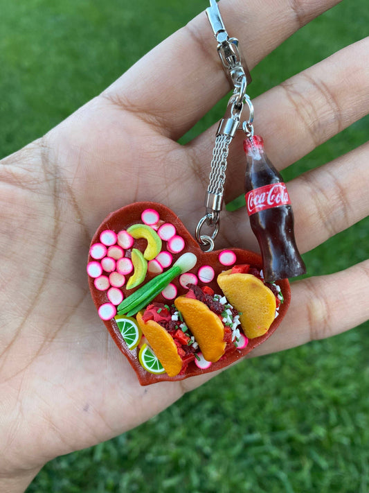 Tacos en Corazon Keychain