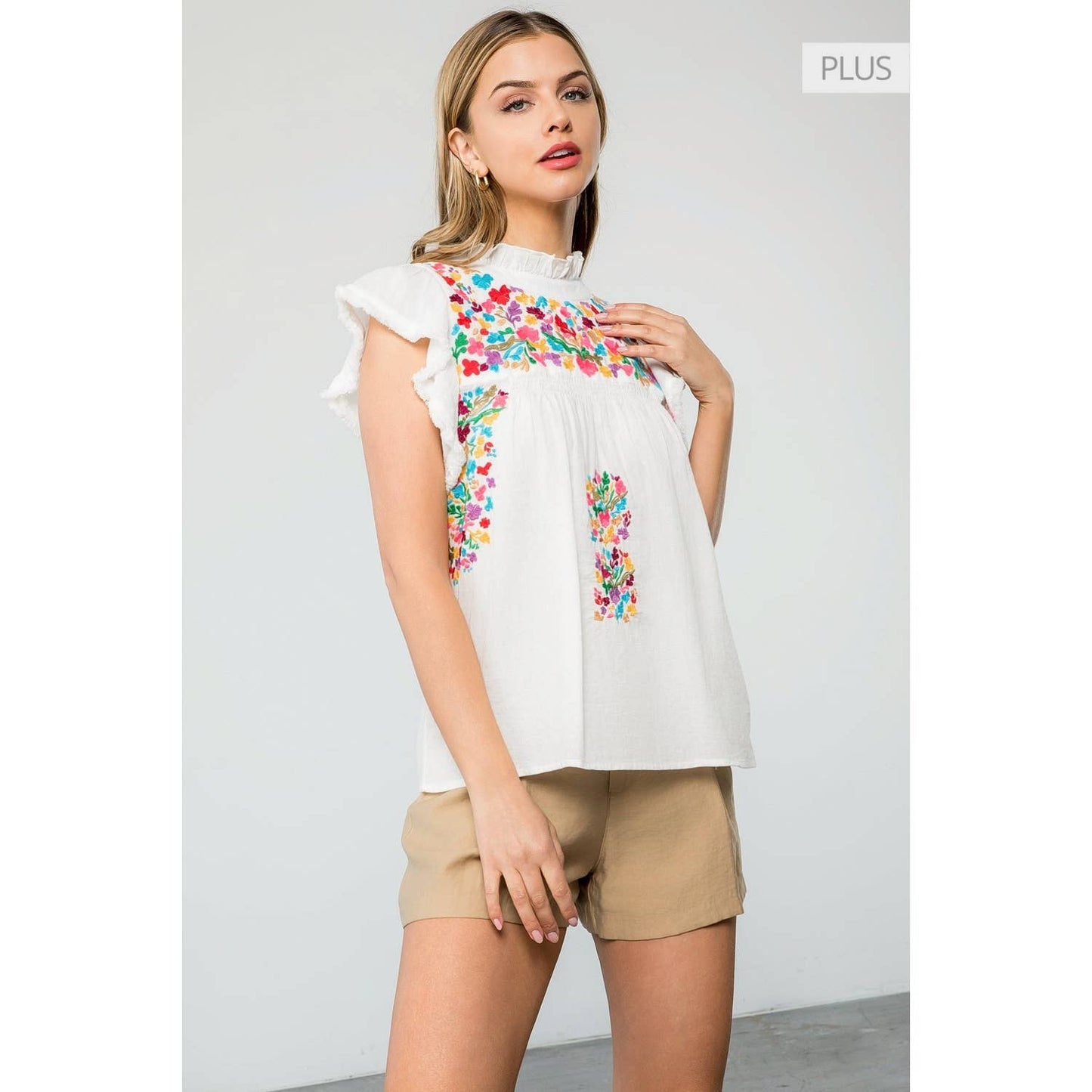 /Size XL/ Floral Embroidery Flutter Sleeve Top