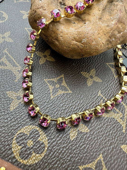 Sarina Necklace in Dark Pink