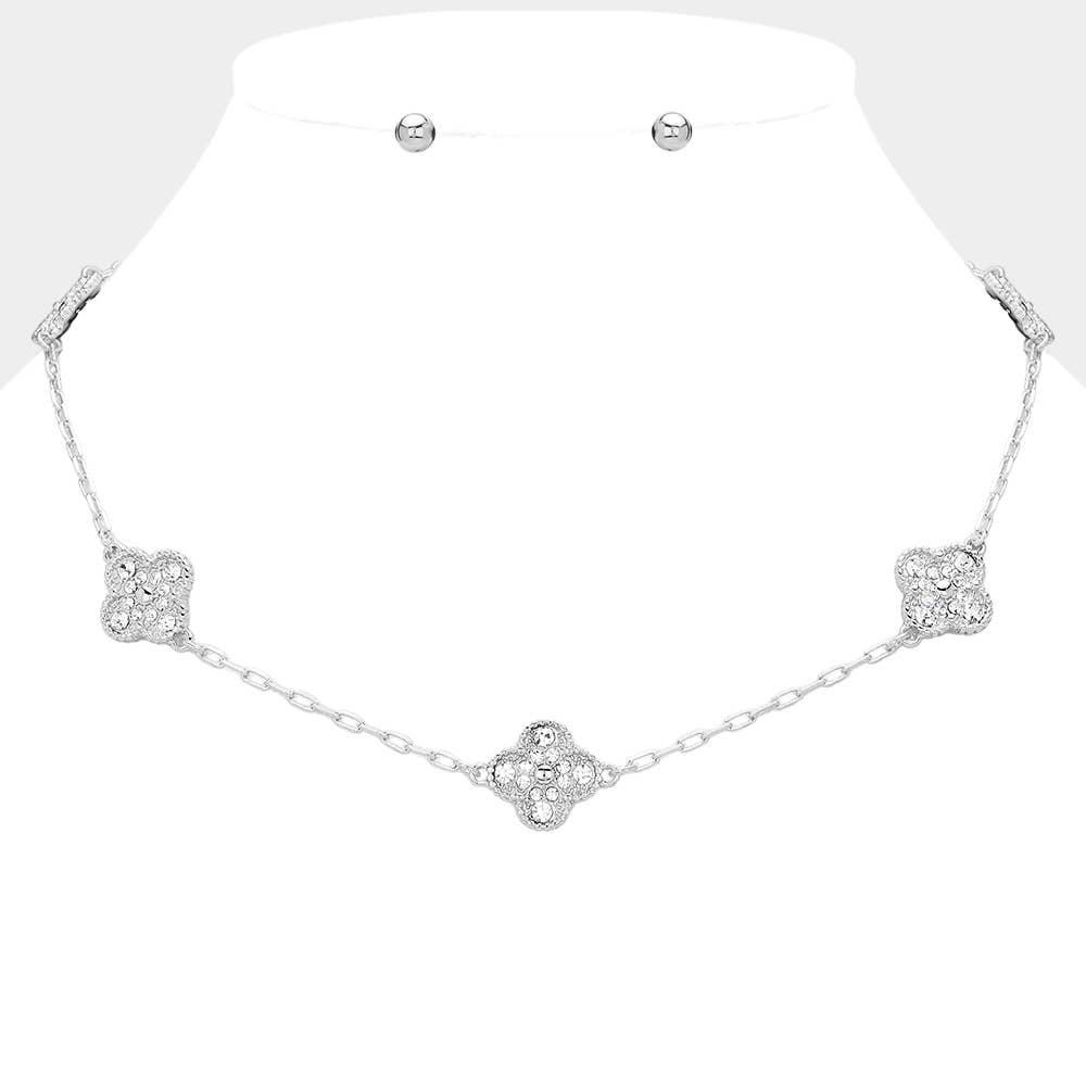 Stone Paved Quatrefoil Station Necklace