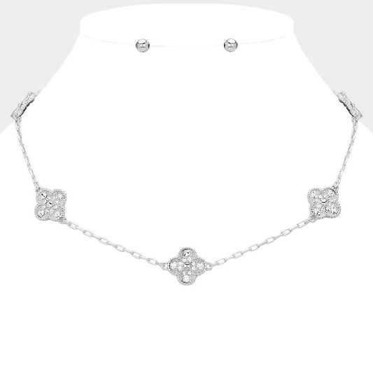Stone Paved Quatrefoil Station Necklace