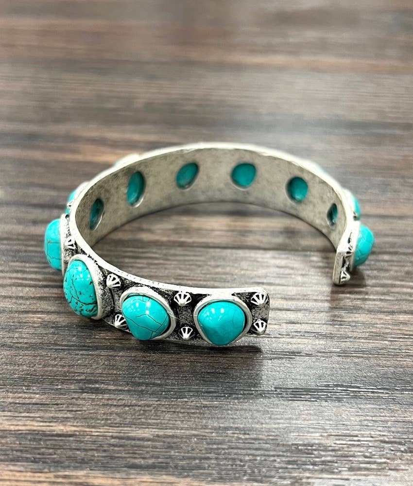 710772, Navajo White Turquoise Cuff Bracelet