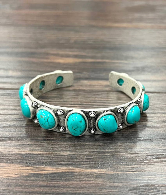 710772, Navajo White Turquoise Cuff Bracelet
