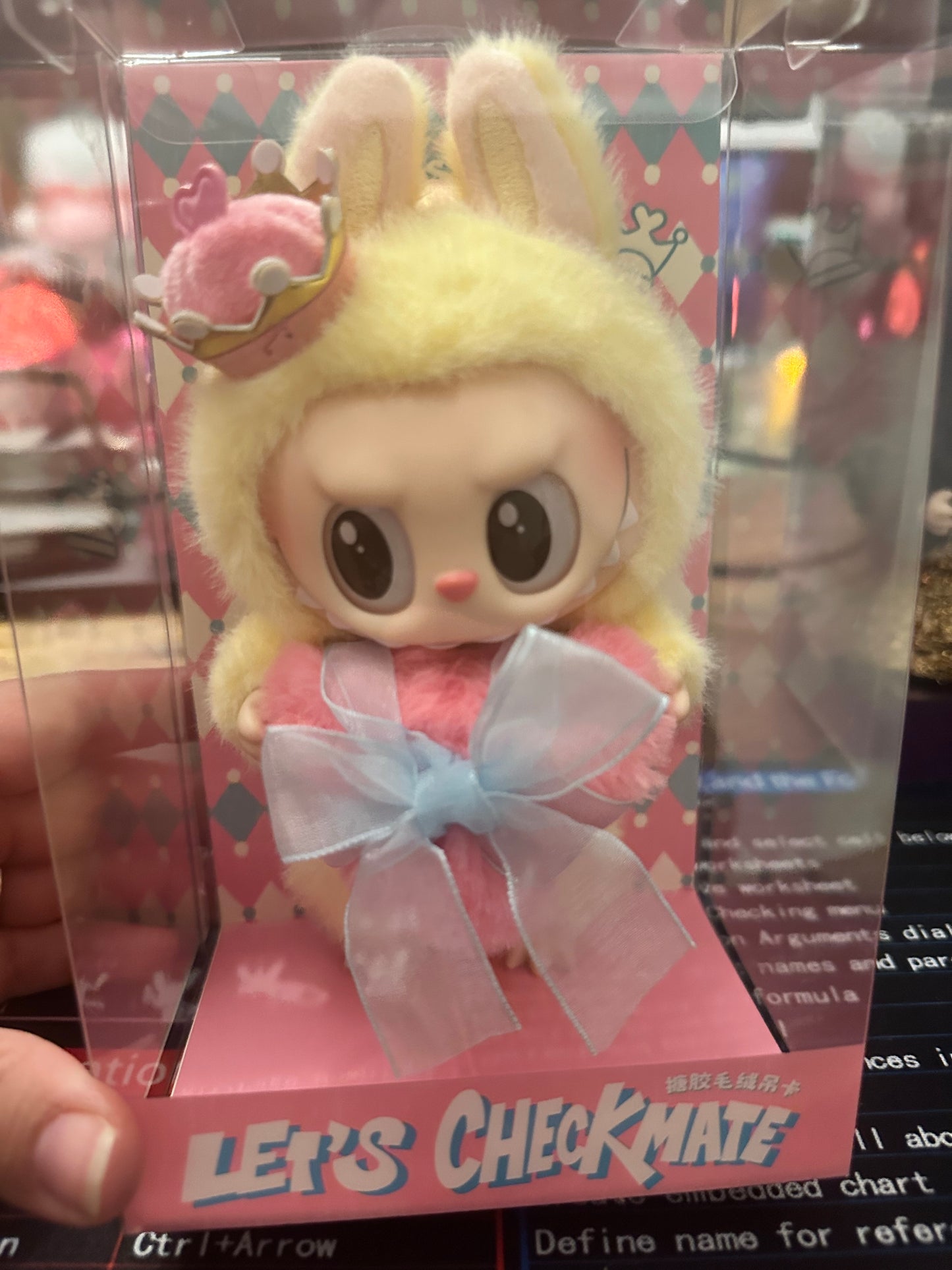Checkmate Yellow Queen (Authentic)