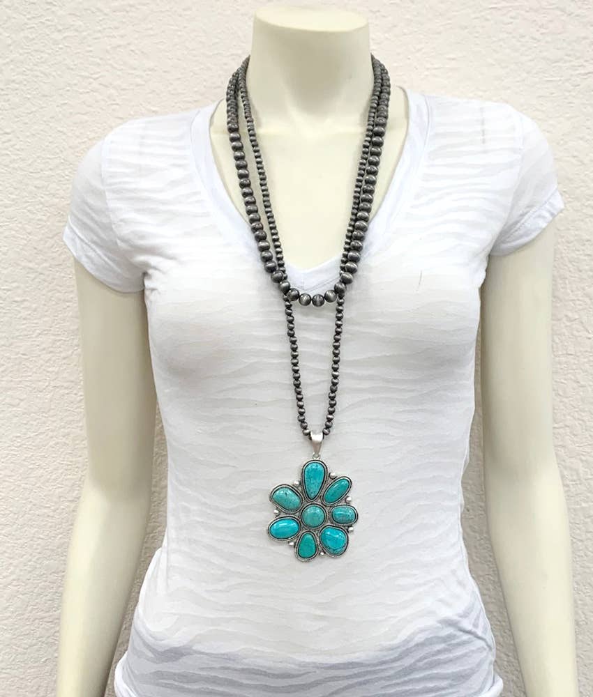 734036, Handmade Navajo Bead Turquoise Necklace
