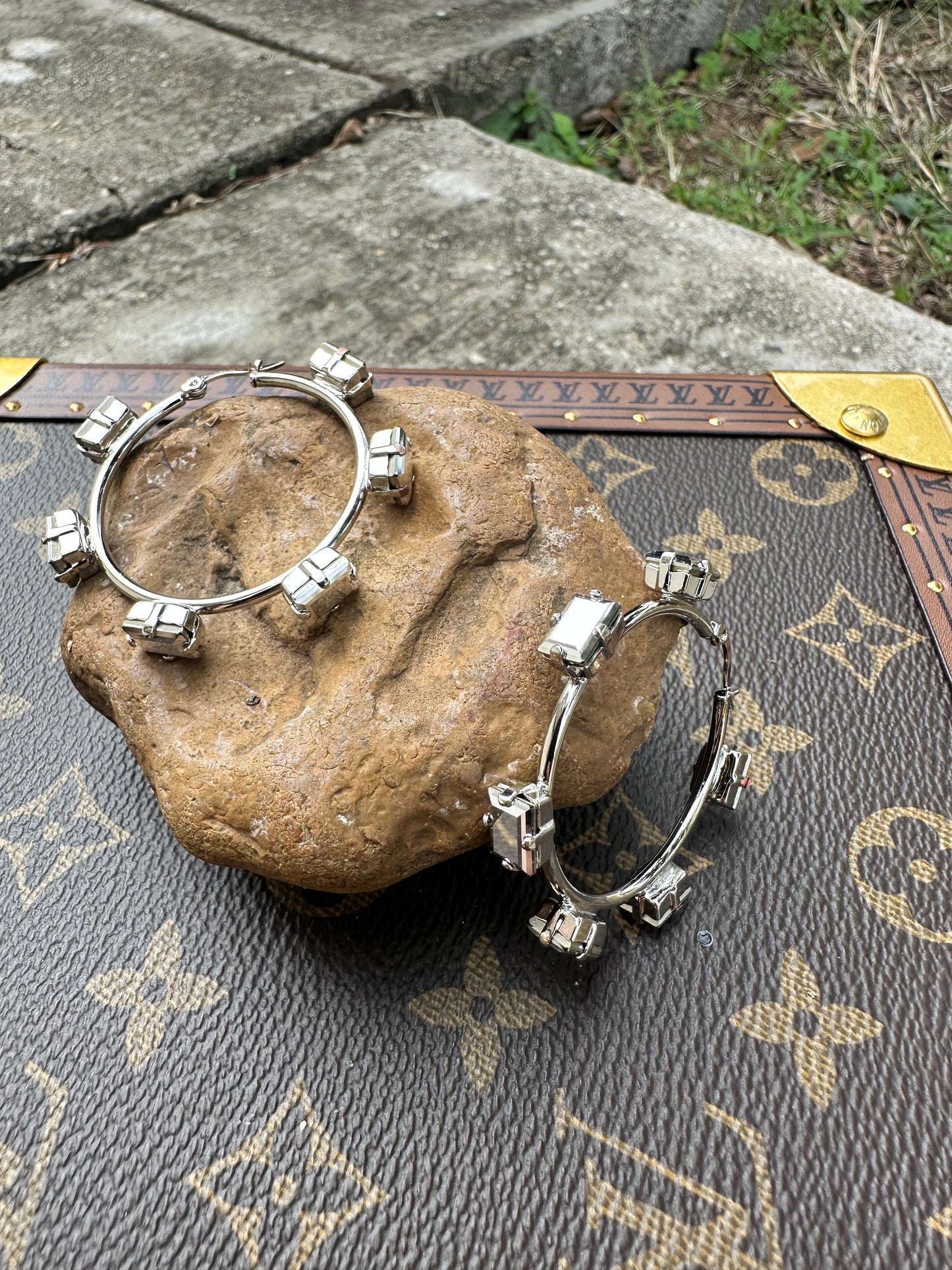 Talia Hoops