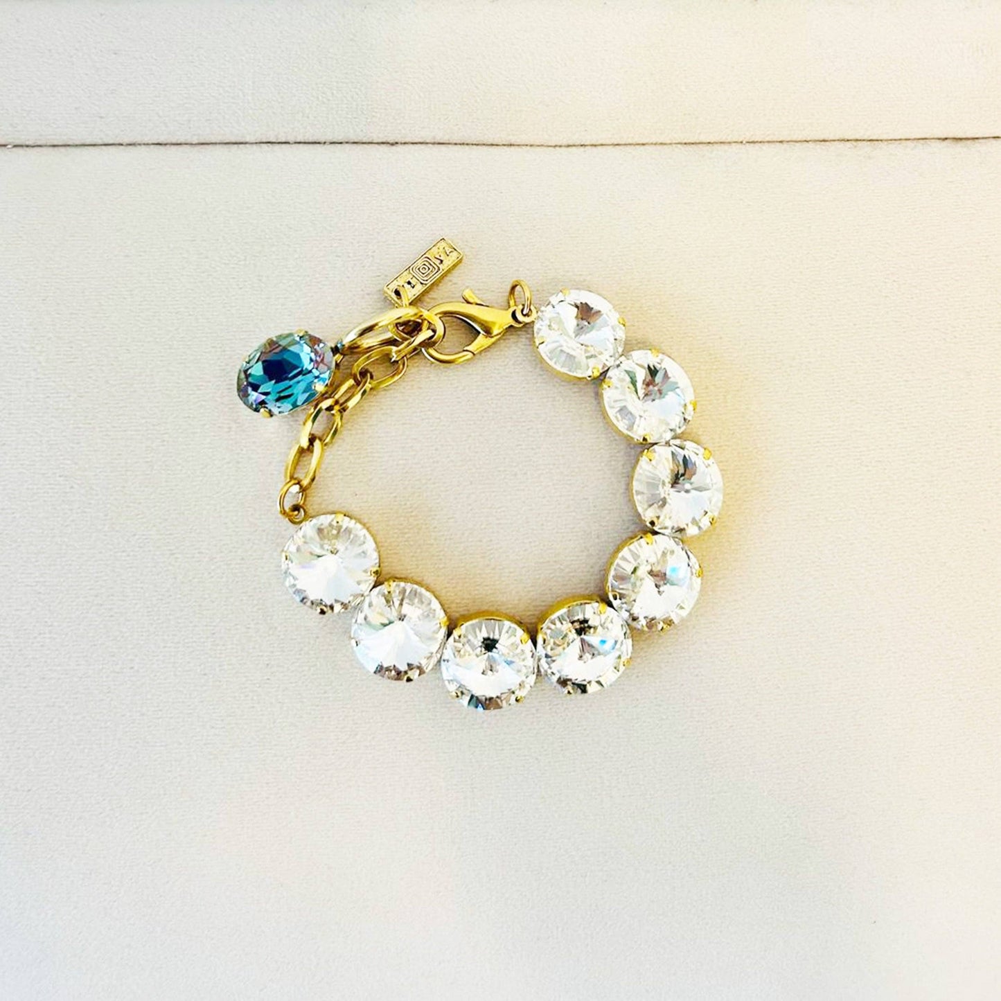 Mega Croatia Bracelet with Charm